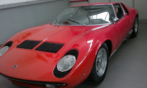 Lamborghini-Miura