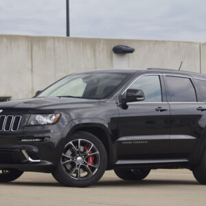 2012-jeep-grand-cherokee-srt8-01