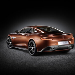 aston-martin-vanquish-2