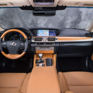 062013lexusls600hl