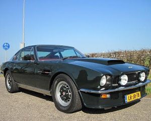 AstonMartin-V8