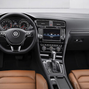 2013-volkswagen-golf-mk7-17