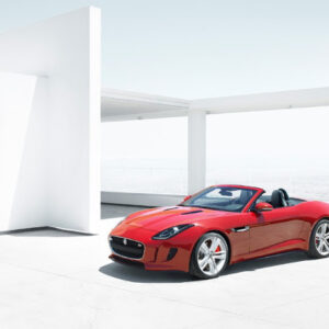 Global-images-2012-10-1-Jaguar-F-Type-03