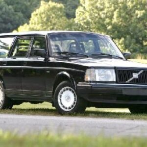 Black-Volvo-240GL