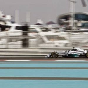 f1abudhabi2014_jk1647022.jpg__666x374_q85_crop-smart_mask-03px03px_subject_location-35902197_upscale