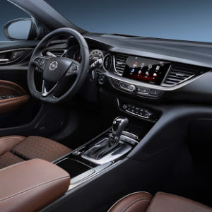 Opel-Insignia-304395
