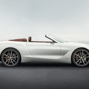 exp-12-speed-6e-exterior-side-profile-scene