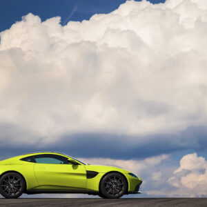 aston-martin-vantage-2018-07