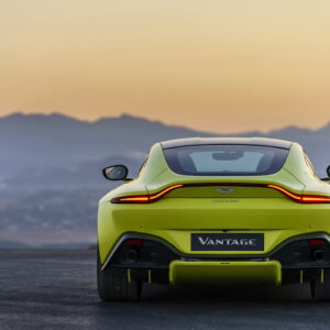 aston-martin-vantage-2018-13