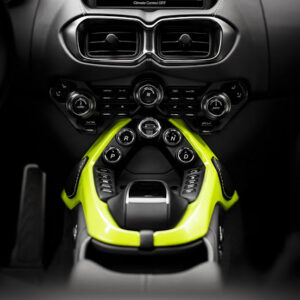 aston-martin-vantage-2018-20