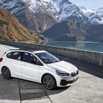 P90288874_highRes_the-new-bmw-225xe-ip