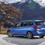 P90288942_highRes_the-new-bmw-2-series