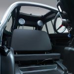 microlino-car-red-interior-001