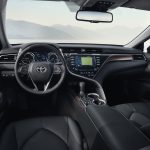2019-camry-hybrid-05