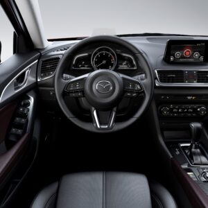 2017M3_CUT034B_GER_HIGH_Interior_FRONT_DRIVER