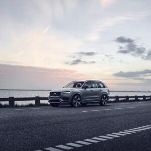 The refreshed Volvo XC90 R-Design T8 Twin Engine in Thunder Grey