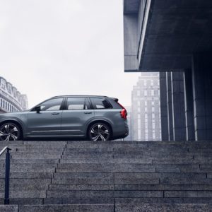 The New Volvo XC90 R-Design T8 Twin Engine in Thunder Grey