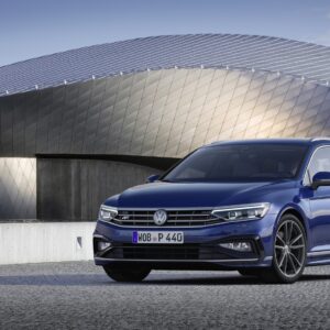 The new Volkswagen Passat Variant R-Line