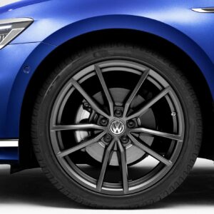 The new Volkswagen Passat Variant R-Line