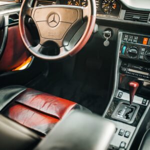 Mercedes-Benz E 500: Doppeljubiläum für Youngtimer-Legende vor 25 Jahren

Mercedes-Benz E 500: Double anniversary for young classic legend dating back 25 years