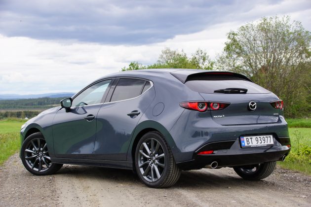 Банка hks mazda 3