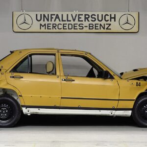 Die neue Mittelklasse: Mercedes-Benz präsentiert vor 35 Jahren die Baureihe 124

The new executive segment: Mercedes-Benz 124 model series, introduced 35 years ago