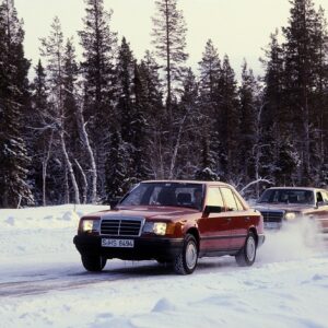 Die neue Mittelklasse: Mercedes-Benz präsentiert vor 35 Jahren die Baureihe 124

The new executive segment: Mercedes-Benz 124 model series, introduced 35 years ago