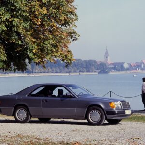 Die neue Mittelklasse: Mercedes-Benz präsentiert vor 35 Jahren die Baureihe 124

The new executive segment: Mercedes-Benz 124 model series, introduced 35 years ago