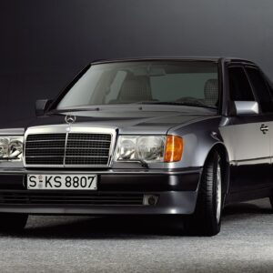 Die neue Mittelklasse: Mercedes-Benz präsentiert vor 35 Jahren die Baureihe 124

The new executive segment: Mercedes-Benz 124 model series, introduced 35 years ago