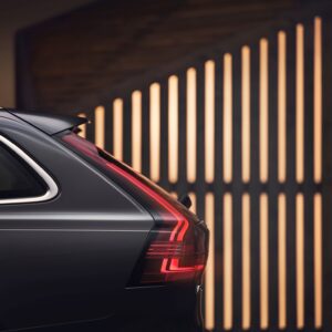 Studio images – the refreshed Volvo V90 Recharge