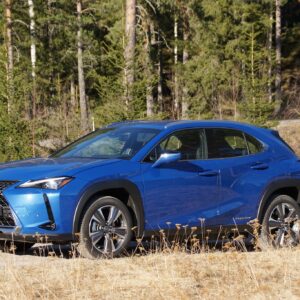 Lexus_UX300e_037