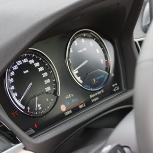 BMW_X1_25e_026