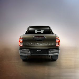 Toyota_hilux_facelift_005