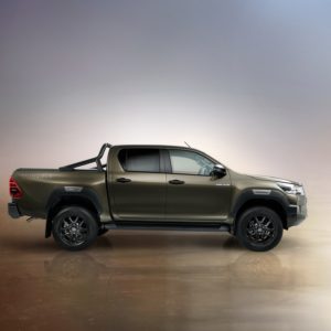 Toyota_hilux_facelift_007