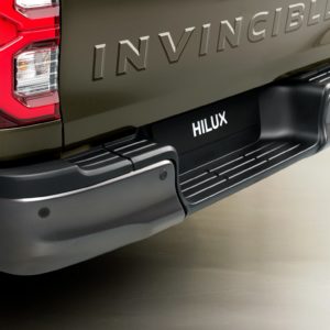 Toyota_hilux_facelift_019