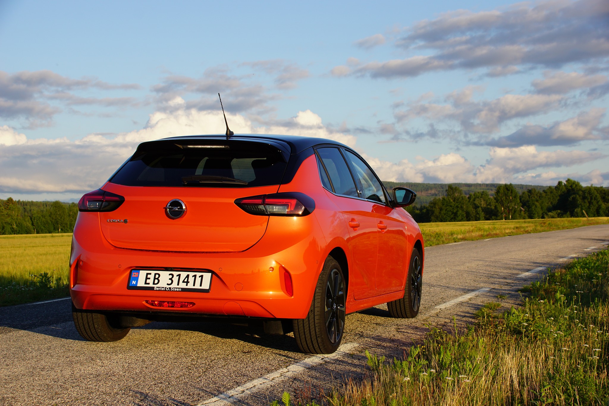 Opel Corsa-e - pris, rekkevidde og tester