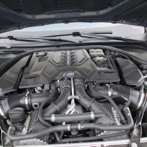 BMW_M8_Competition_029