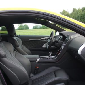 BMW_M8_Competition_037