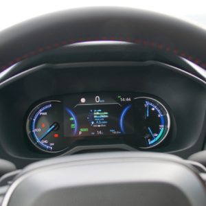 Toyota_RAV4_plugin_040