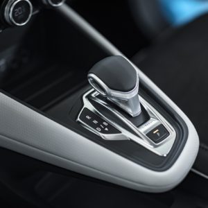 Renault_captur_hybrid_001