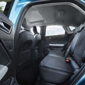 Renault_captur_hybrid_004