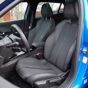 Peugeot_2008_002