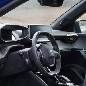 Peugeot_2008_008