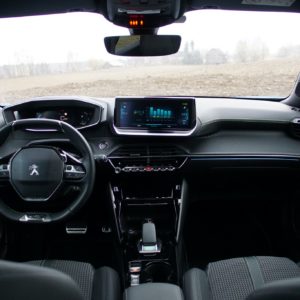 Peugeot_2008_010