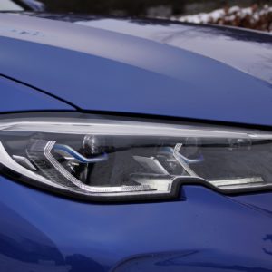 BMW_330e_touring_018