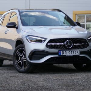 Mercedes_GLA_026