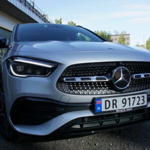 Mercedes_GLA_036