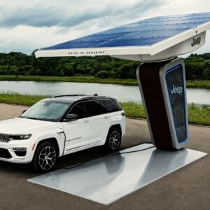 The all-new two-row 2022 Jeep® Grand Cherokee 4xe