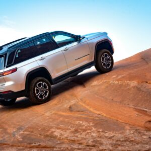 All-new 2022 Jeep® Grand Cherokee Trailhawk 4xe