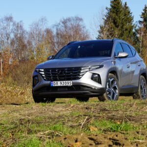Hyundai_Tucson_00001